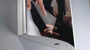 Curved Lightbox LED – Ideal for a Range of Poster Sizes - Image 2