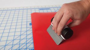 Easy Grip Handle – Relieve Pressure on the Wrist When Using a Squeegee - Image 4