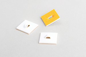 Square Ceiling Clip with Closed Hook – Ideal for Hanging Light Posters with a Spring Hook - Image 1